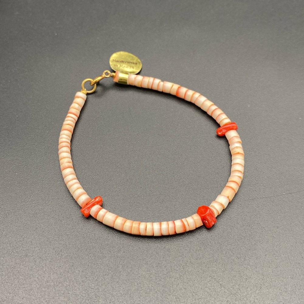 Item 735 Blair's Aloha Handcrafted Shell & Natural Stone Bracelet